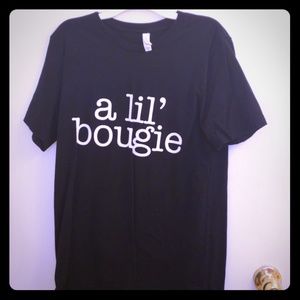 Short sleeve graphic tshirt